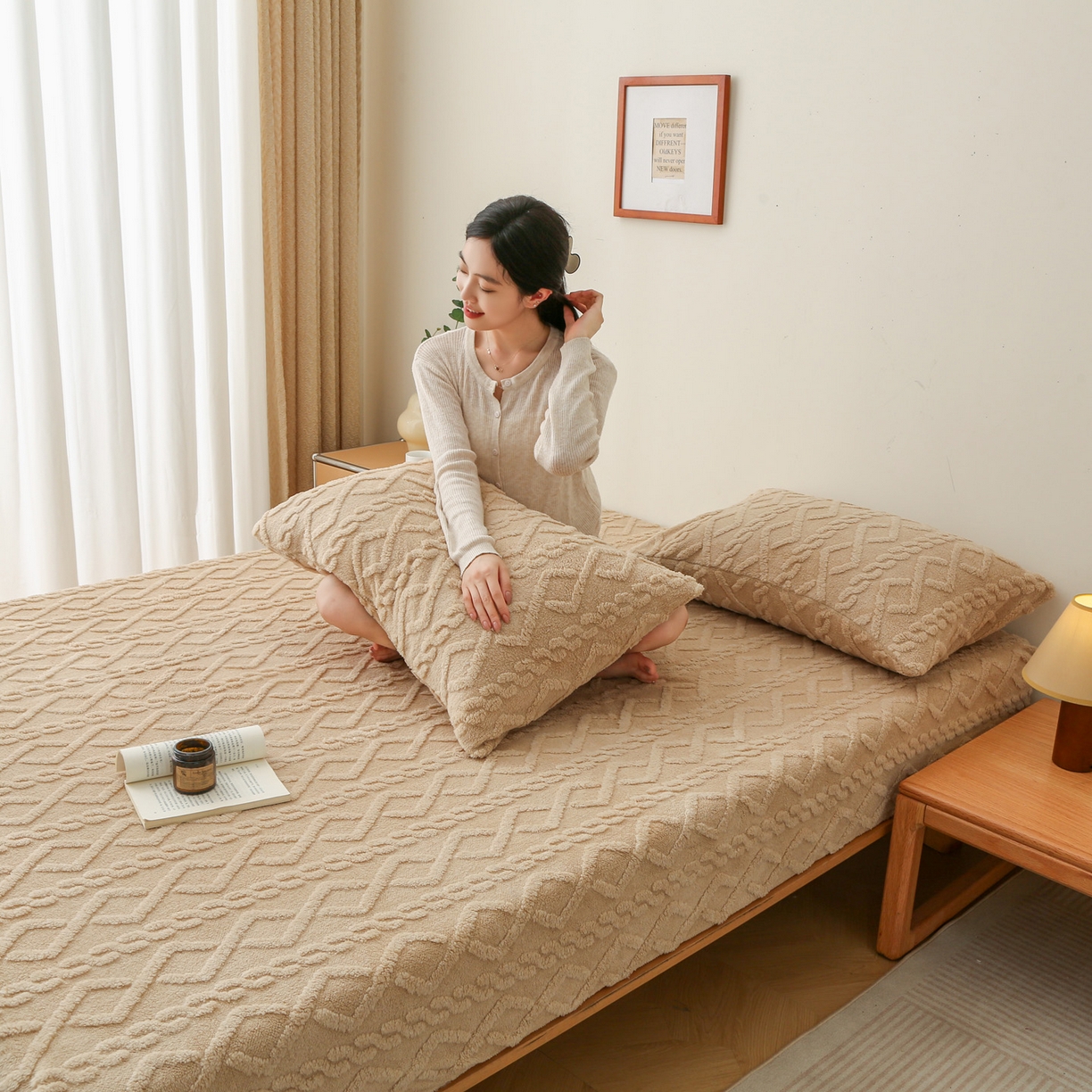 91家纺网 家纺一手货源 找家纺 （总）亚龙工厂店 2025新款亲肤舒适塔肤绒床笠三件套