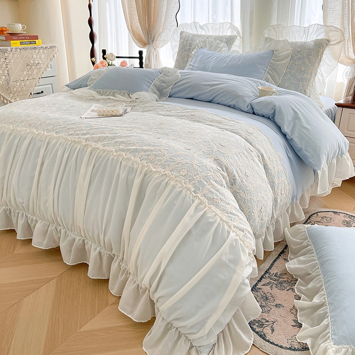 91家纺网 家纺一手货源 找家纺 鼎丰家纺 2025新款立体蕾丝雪纺花边四件套-月光花园系列 月光花园-浅蓝