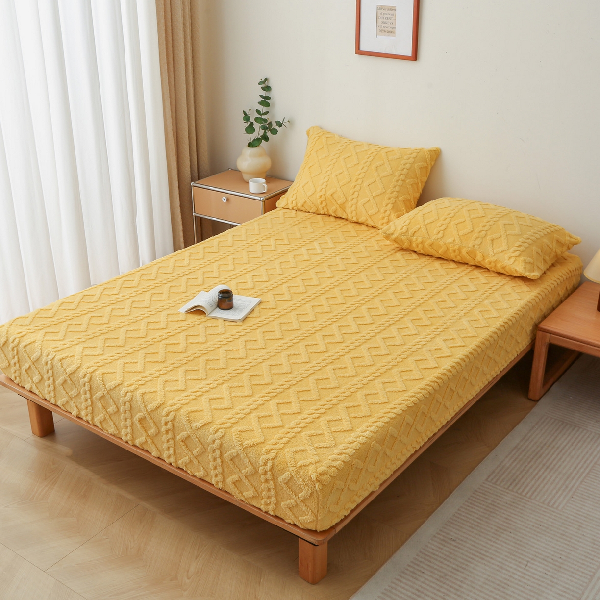 91家纺网 家纺一手货源 找家纺 亚龙工厂店 2025新款亲肤舒适塔肤绒床笠三件套 黄色