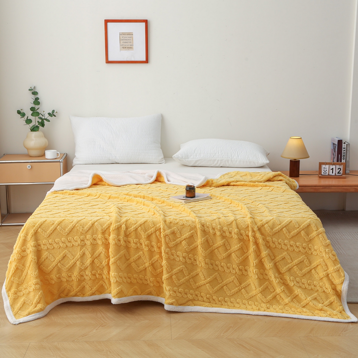 91家纺网 家纺一手货源 找家纺 亚龙工厂店 2025新款亲肤舒适塔肤绒毛毯盖毯毯子 黄色