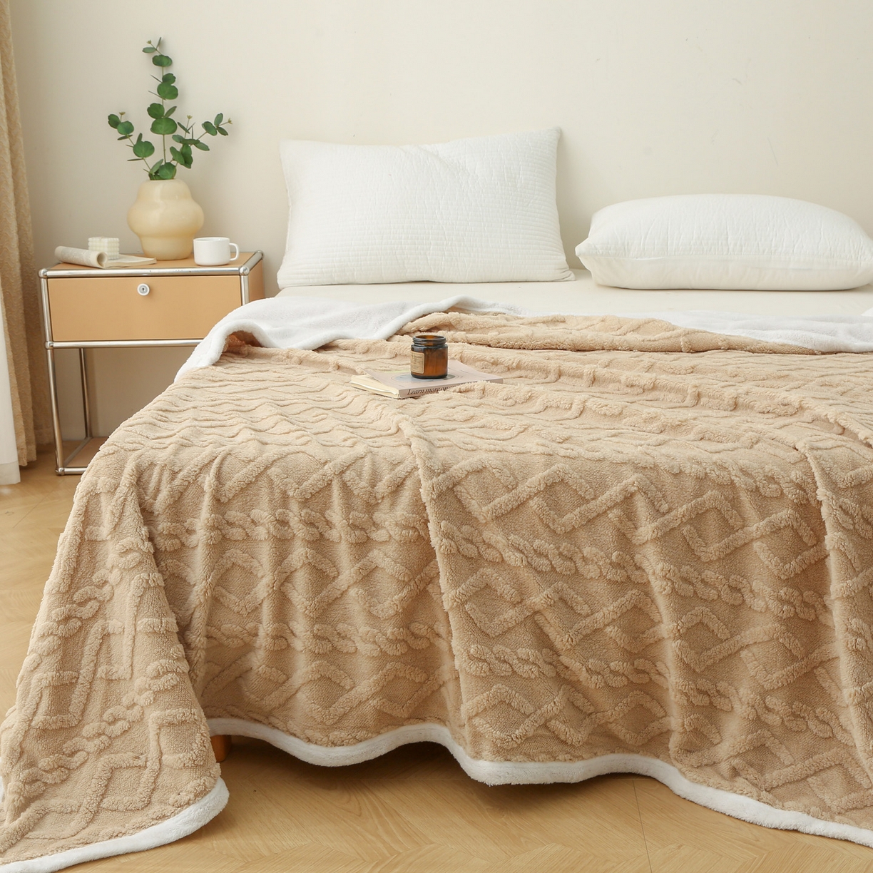 91家纺网 家纺一手货源 找家纺 亚龙工厂店 2025新款亲肤舒适塔肤绒毛毯盖毯毯子 卡其色