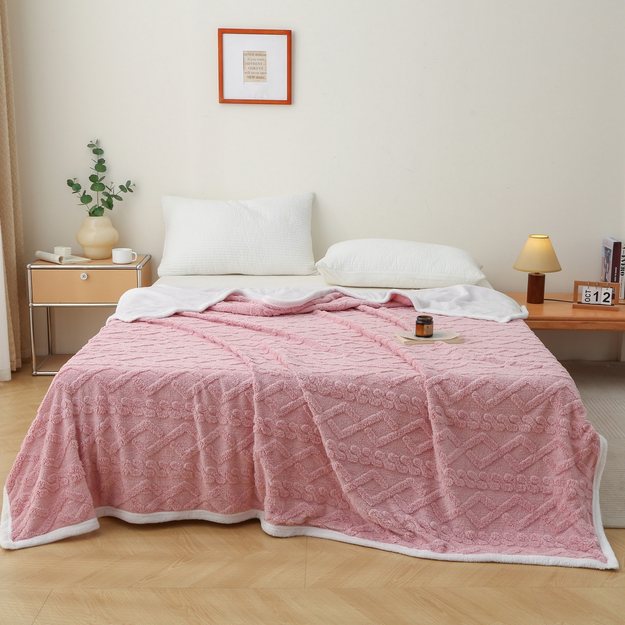91家纺网 家纺一手货源 找家纺 亚龙工厂店 2025新款亲肤舒适塔肤绒毛毯盖毯毯子 粉色