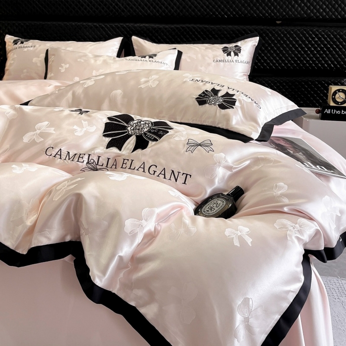 91家纺网 家纺一手货源 找家纺 金牛座家纺 2025新款贡缎提花磨毛亲肤棉刺绣四件套-蝴蝶结 蝴蝶结-浅粉