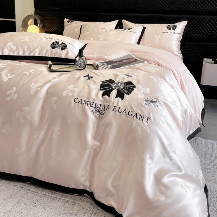 91家纺网 家纺一手货源 找家纺 金牛座家纺 2025新款贡缎提花磨毛亲肤棉刺绣四件套-蝴蝶结 蝴蝶结-浅粉