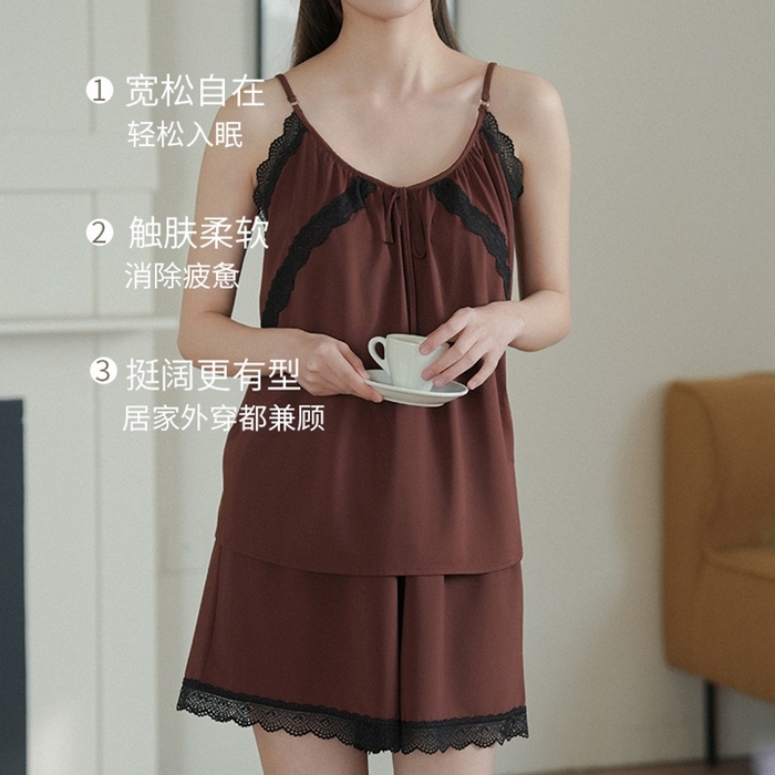 91家纺网 家纺一手货源 找家纺 妍景家居生活馆 2025新款纯色蕾丝吊带套装 安哥拉红