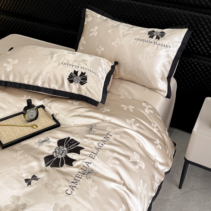 91家纺网 家纺一手货源 找家纺 金牛座家纺 2025新款贡缎提花磨毛亲肤棉刺绣四件套-蝴蝶结 蝴蝶结-香槟