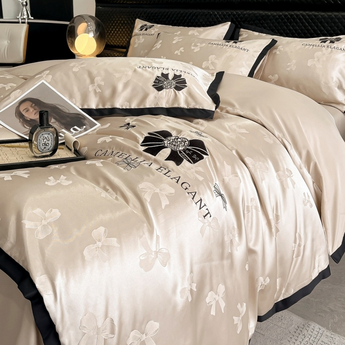 91家纺网 家纺一手货源 找家纺 金牛座家纺 2025新款贡缎提花磨毛亲肤棉刺绣四件套-蝴蝶结 蝴蝶结-香槟