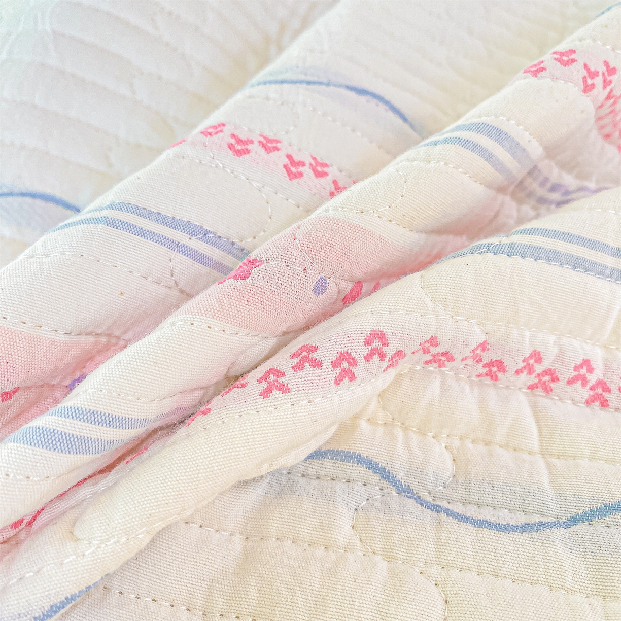 91家纺网 家纺一手货源 找家纺 （总）灰鲸 2025新款全棉色织提花床盖系列