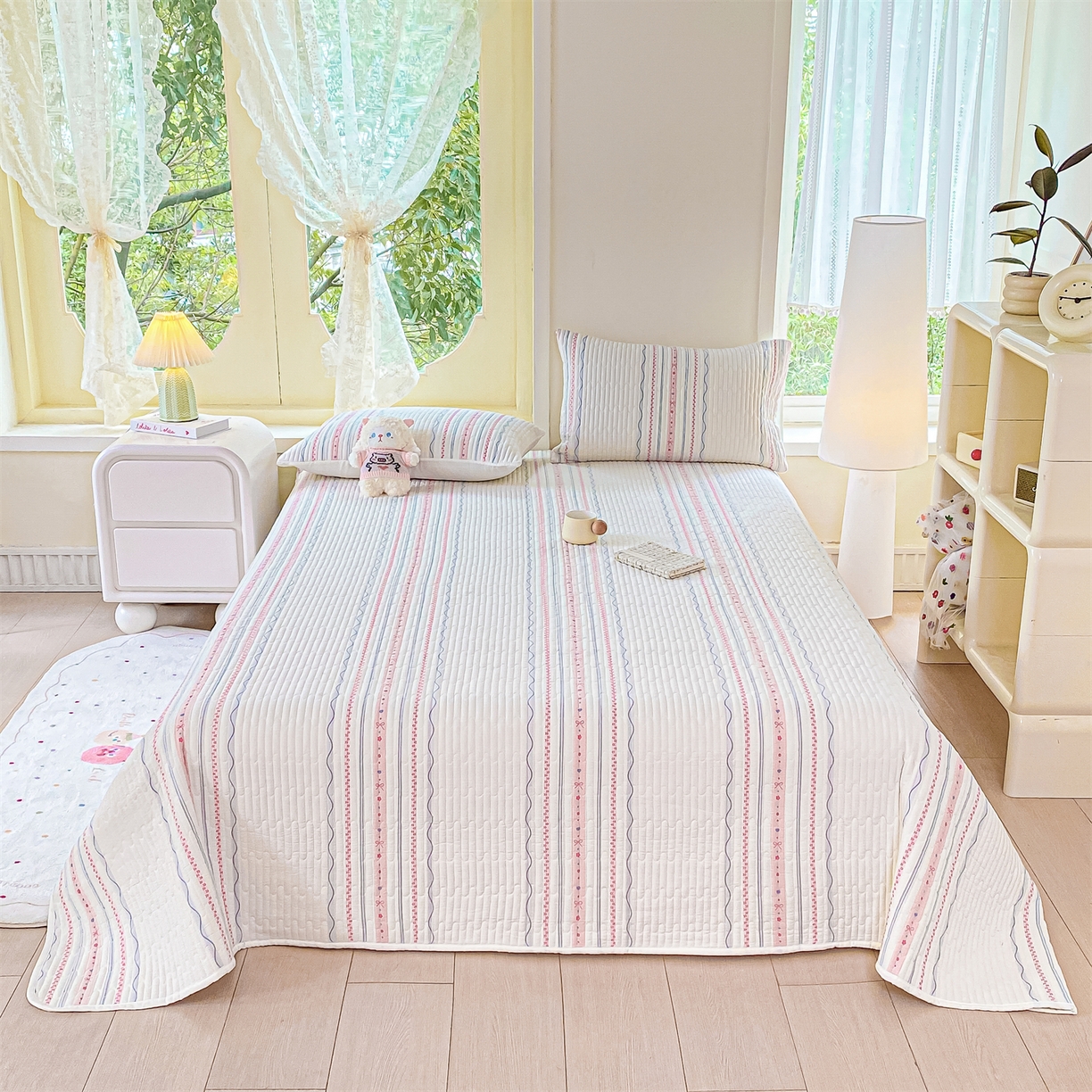 91家纺网 家纺一手货源 找家纺 灰鲸 2025新款全棉色织提花床盖系列 简爱-粉