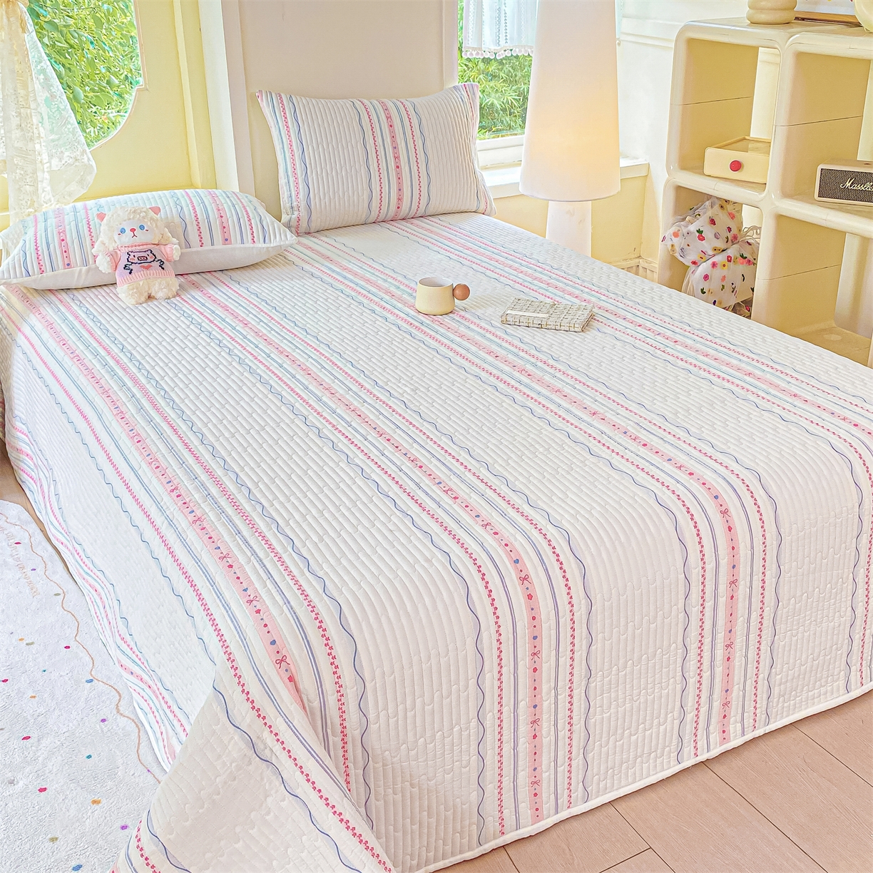 91家纺网 家纺一手货源 找家纺 灰鲸 2025新款全棉色织提花床盖系列 简爱-粉