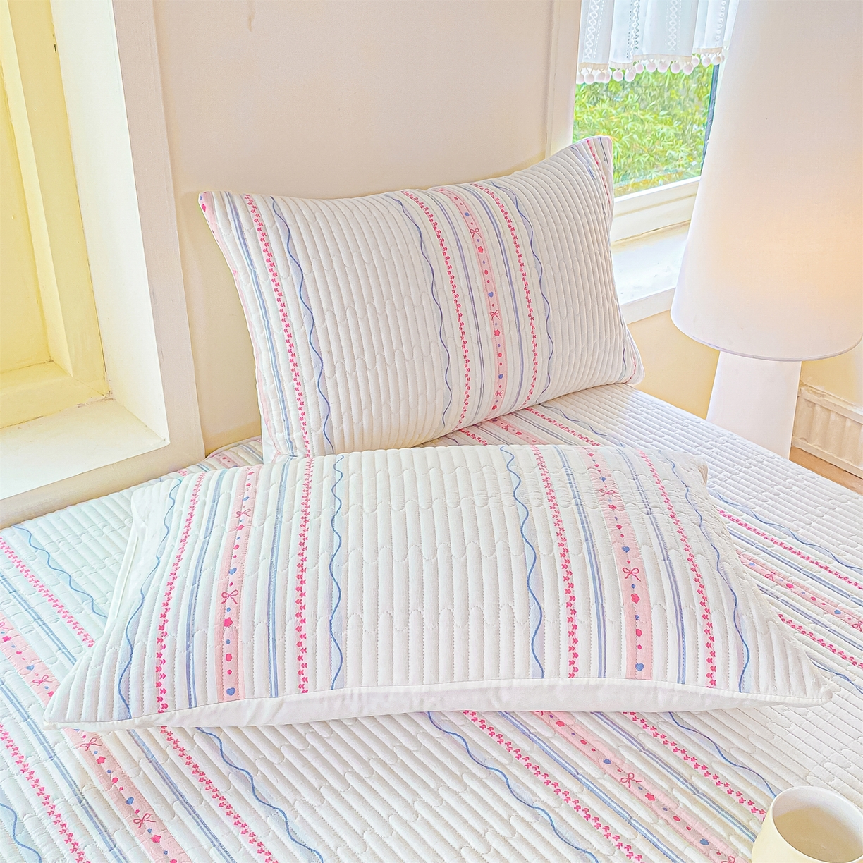 91家纺网 家纺一手货源 找家纺 灰鲸 2025新款全棉色织提花床盖系列 简爱-粉