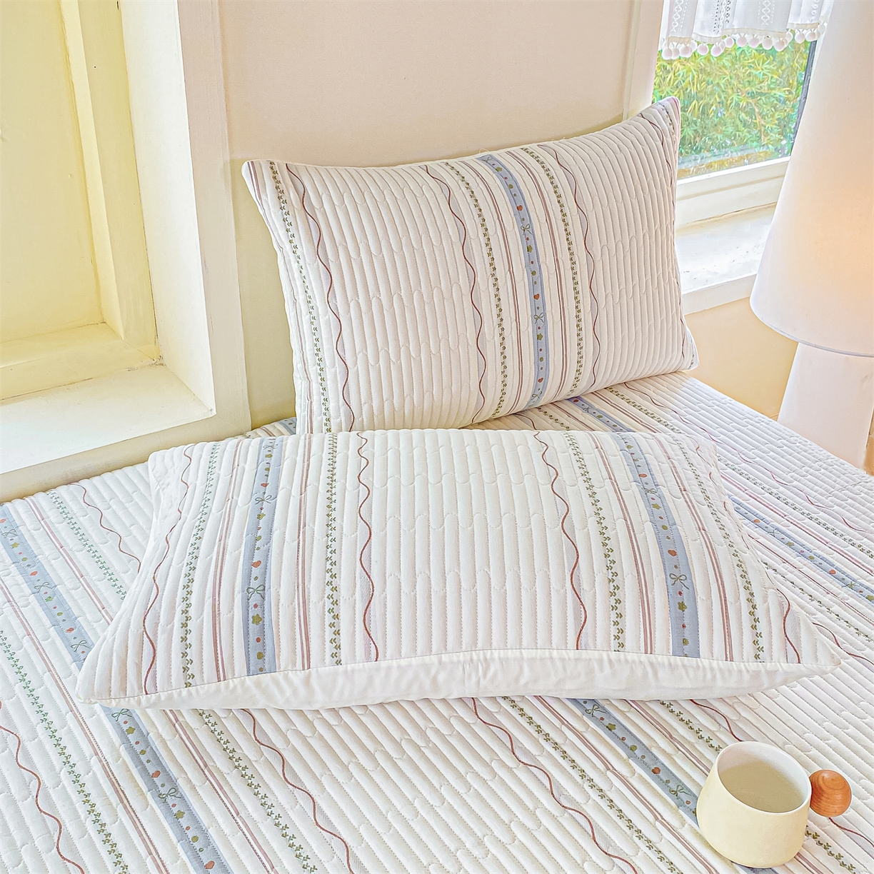 91家纺网 家纺一手货源 找家纺 灰鲸 2025新款全棉色织提花床盖系列 简爱-蓝