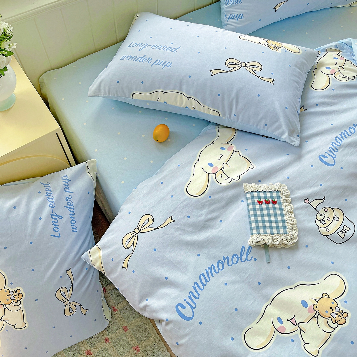 91家纺网 家纺一手货源 找家纺 朵希曼 2025新款全棉三丽鸥卡通印花系列四件套 点点玉桂狗