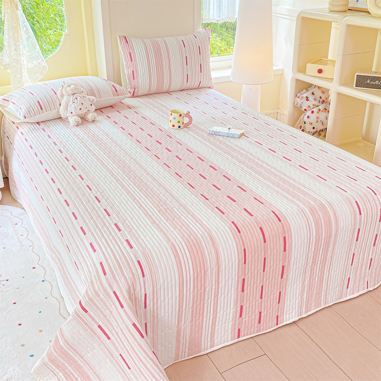 91家纺网 家纺一手货源 找家纺 灰鲸 2025新款全棉色织提花床盖系列 速写-粉