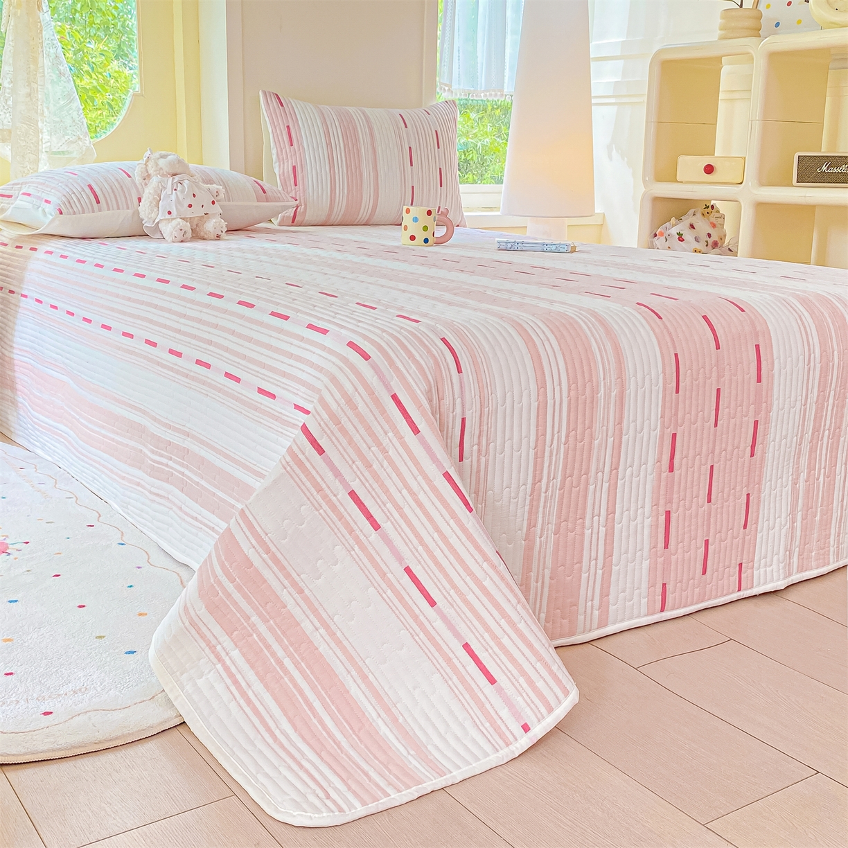 91家纺网 家纺一手货源 找家纺 灰鲸 2025新款全棉色织提花床盖系列 速写-粉