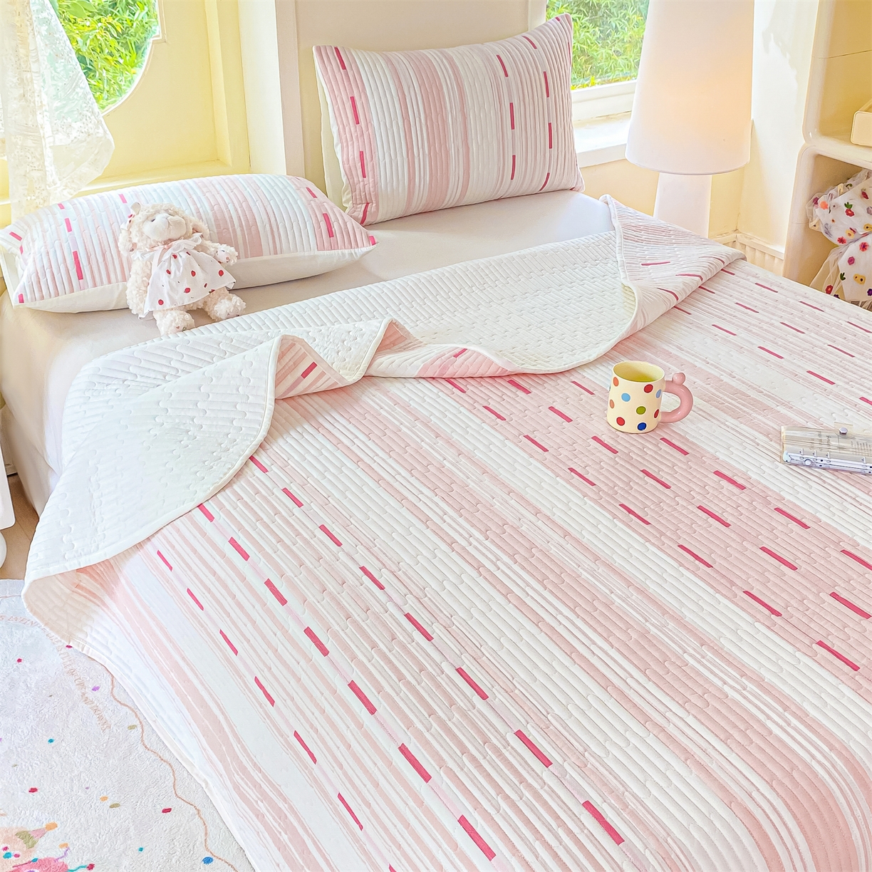 91家纺网 家纺一手货源 找家纺 灰鲸 2025新款全棉色织提花床盖系列 速写-粉