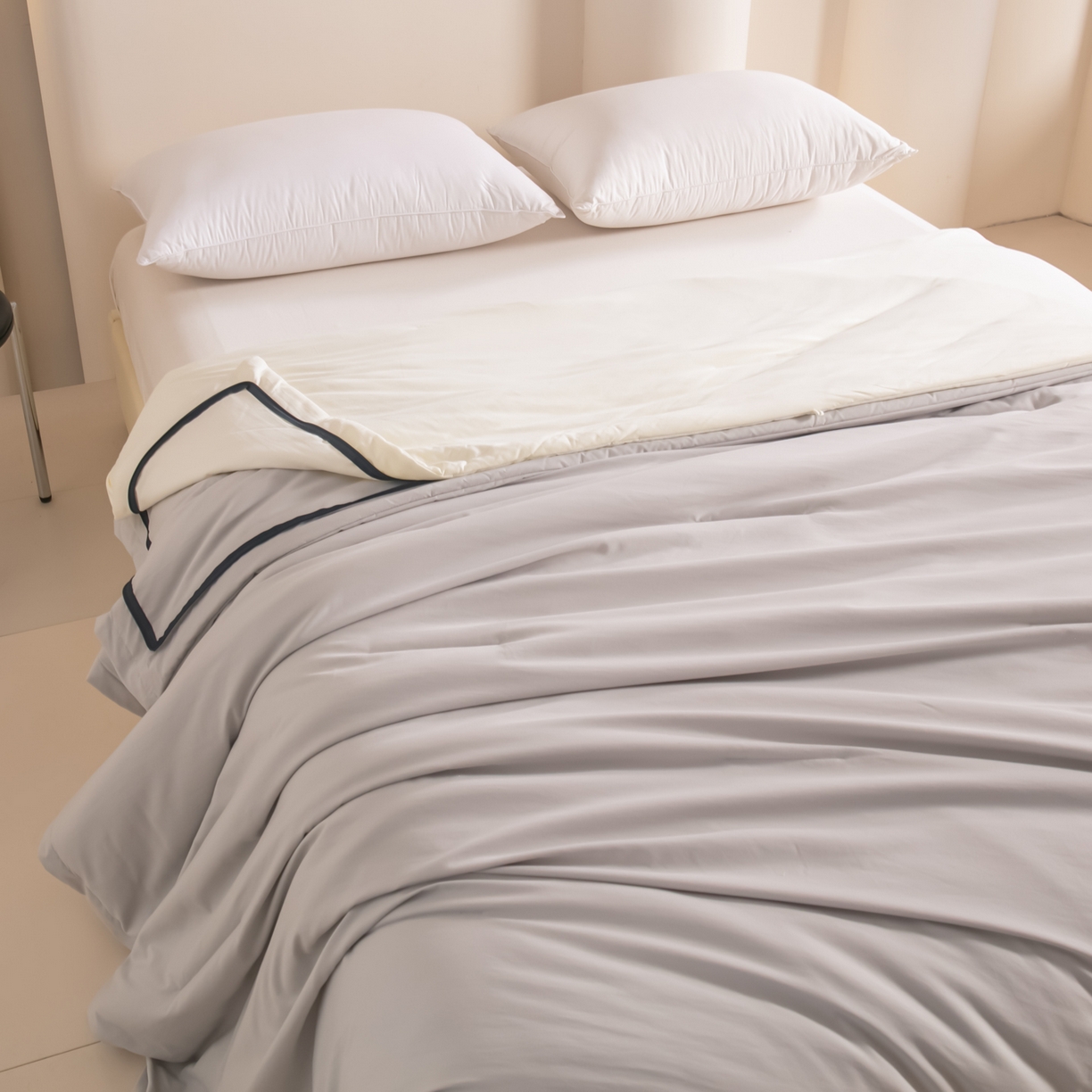 91家纺网 家纺一手货源 找家纺 龙图家纺 2025新款冬被星球深睡被PRO可机洗抗菌控温被双层子母被双胎被春秋被冬被 云朵白