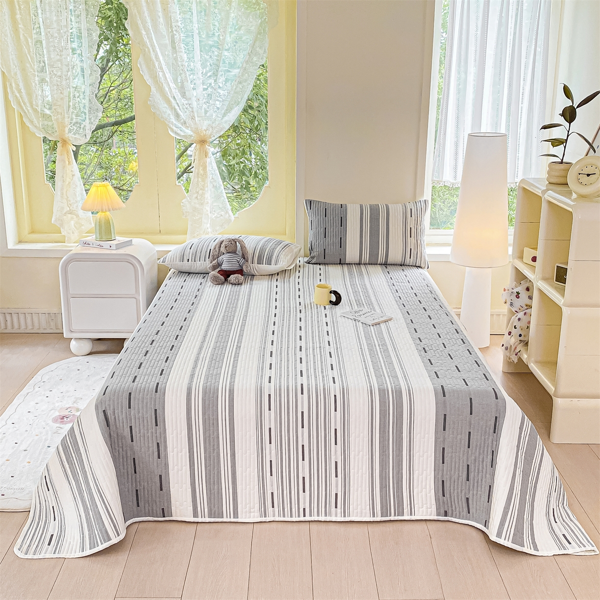 91家纺网 家纺一手货源 找家纺 灰鲸 2025新款全棉色织提花床盖系列 速写-灰