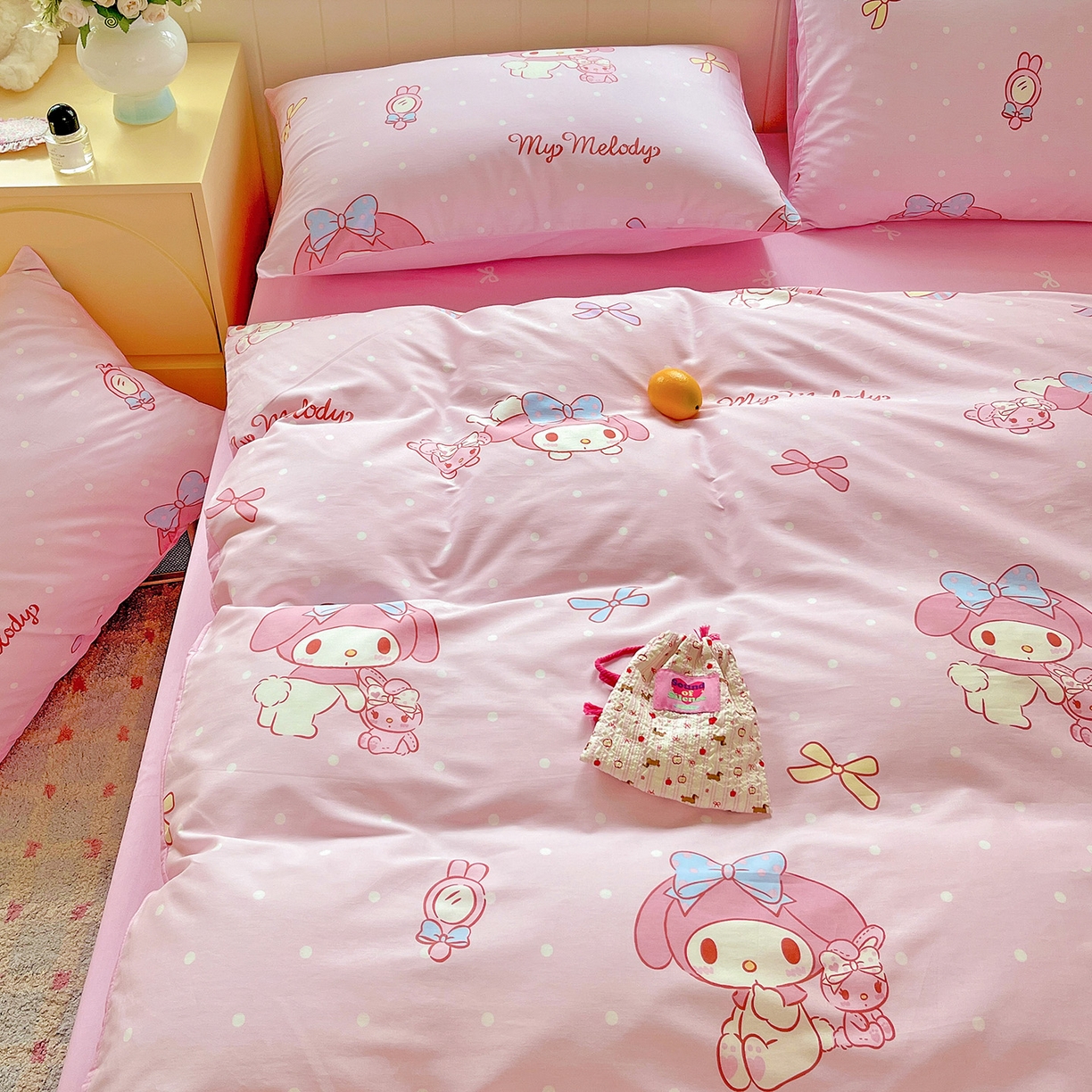 91家纺网 家纺一手货源 找家纺 朵希曼 2025新款全棉三丽鸥卡通印花系列四件套 蝴蝶结美乐蒂