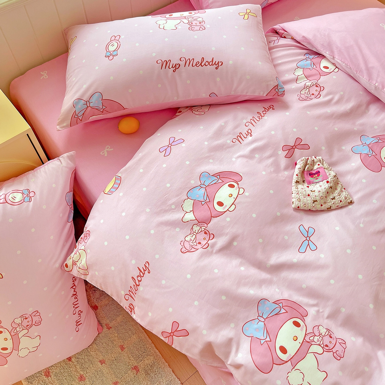 91家纺网 家纺一手货源 找家纺 朵希曼 2025新款全棉三丽鸥卡通印花系列四件套 蝴蝶结美乐蒂