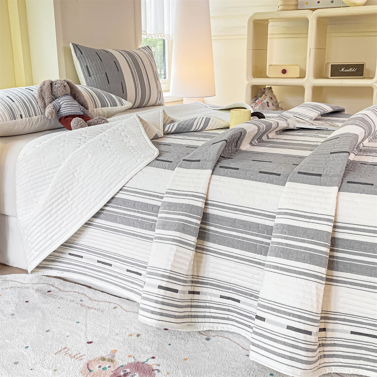 91家纺网 家纺一手货源 找家纺 灰鲸 2025新款全棉色织提花床盖系列 速写-灰