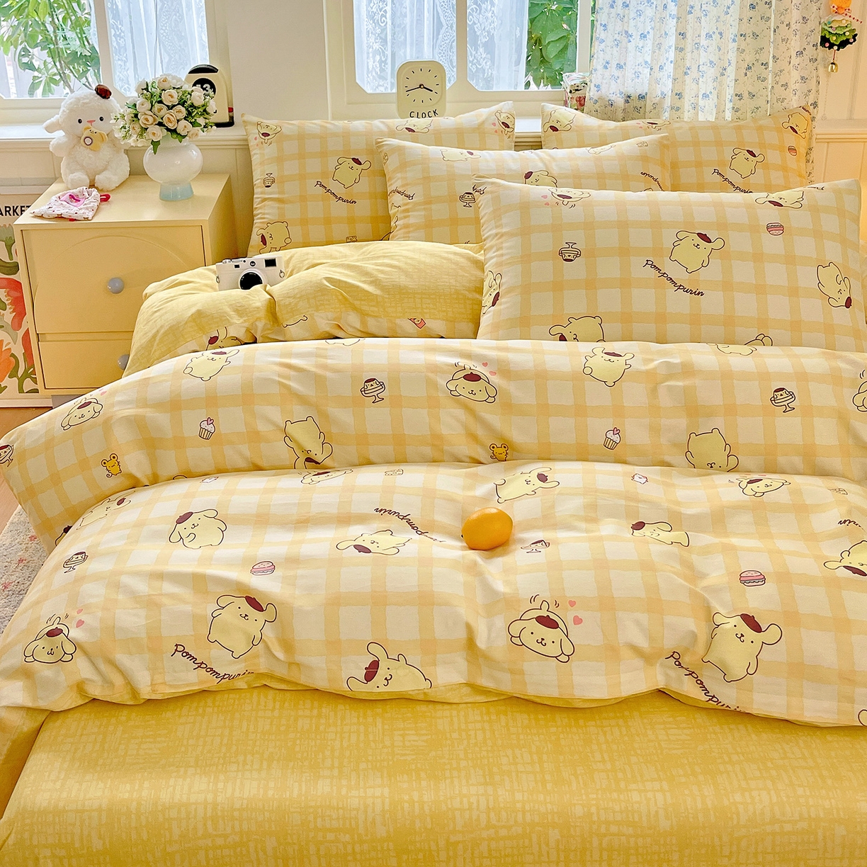 91家纺网 家纺一手货源 找家纺 朵希曼 2025新款全棉三丽鸥卡通印花系列四件套 焦糖布丁狗