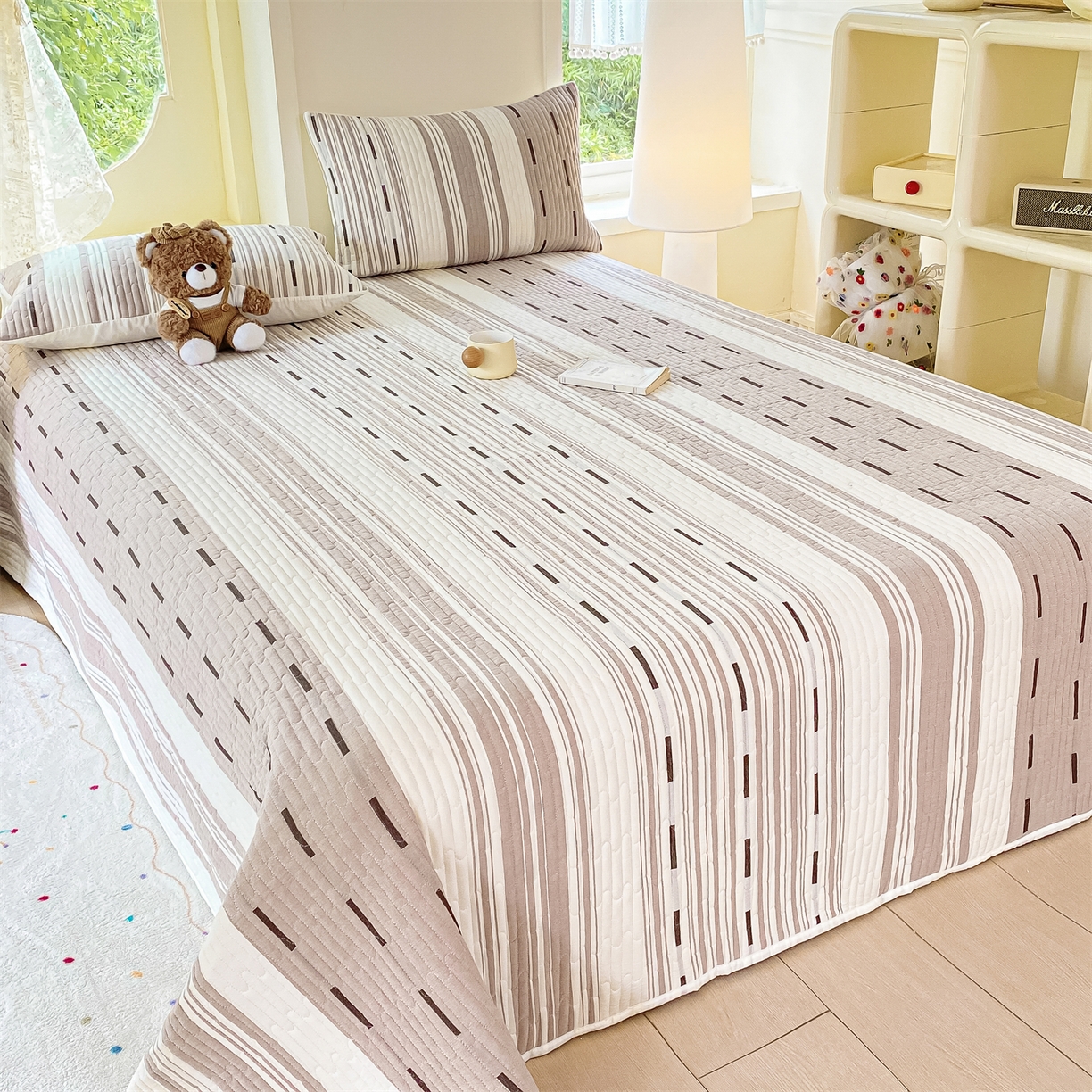 91家纺网 家纺一手货源 找家纺 灰鲸 2025新款全棉色织提花床盖系列 速写-咖