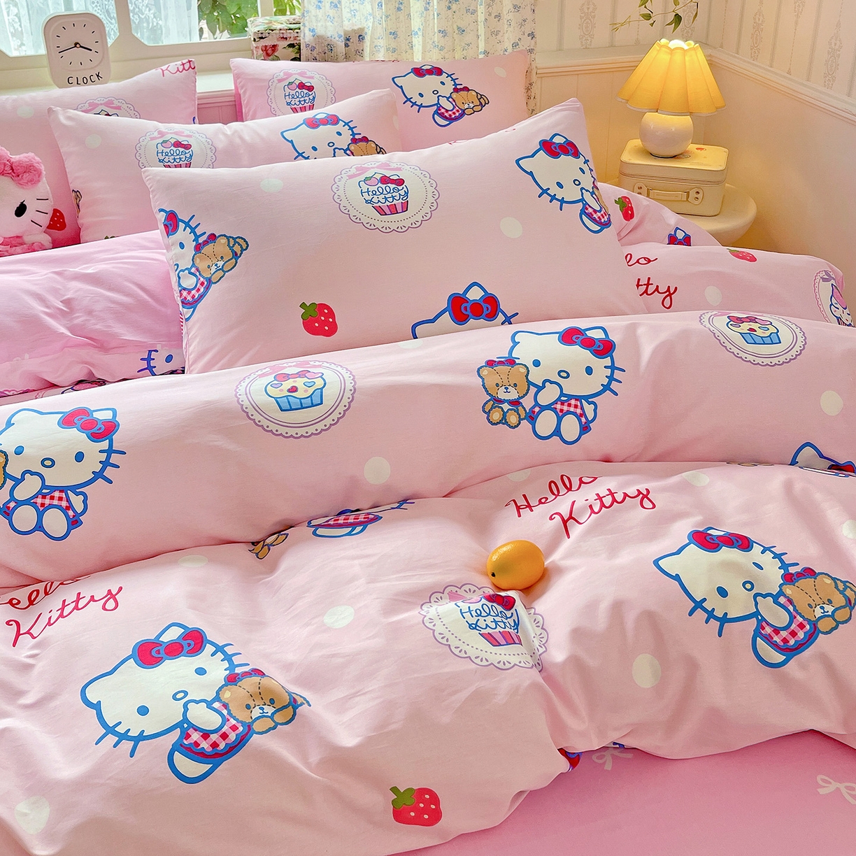 91家纺网 家纺一手货源 找家纺 朵希曼 2025新款全棉三丽鸥卡通印花系列四件套 凯蒂和熊