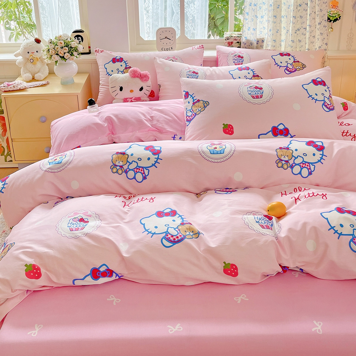 91家纺网 家纺一手货源 找家纺 朵希曼 2025新款全棉三丽鸥卡通印花系列四件套 凯蒂和熊