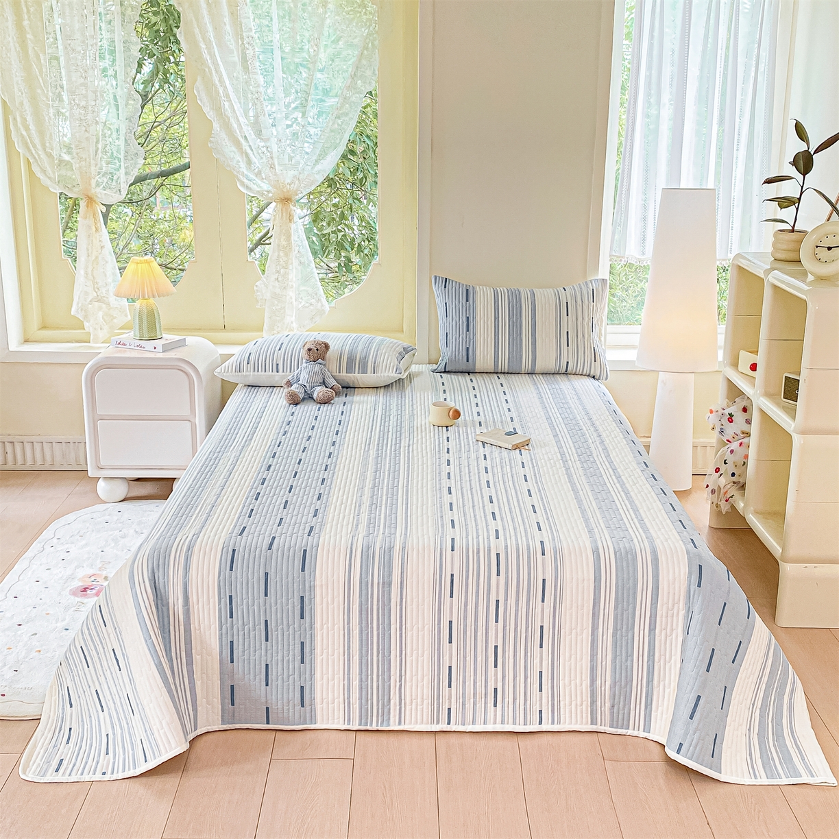 91家纺网 家纺一手货源 找家纺 灰鲸 2025新款全棉色织提花床盖系列 速写-蓝