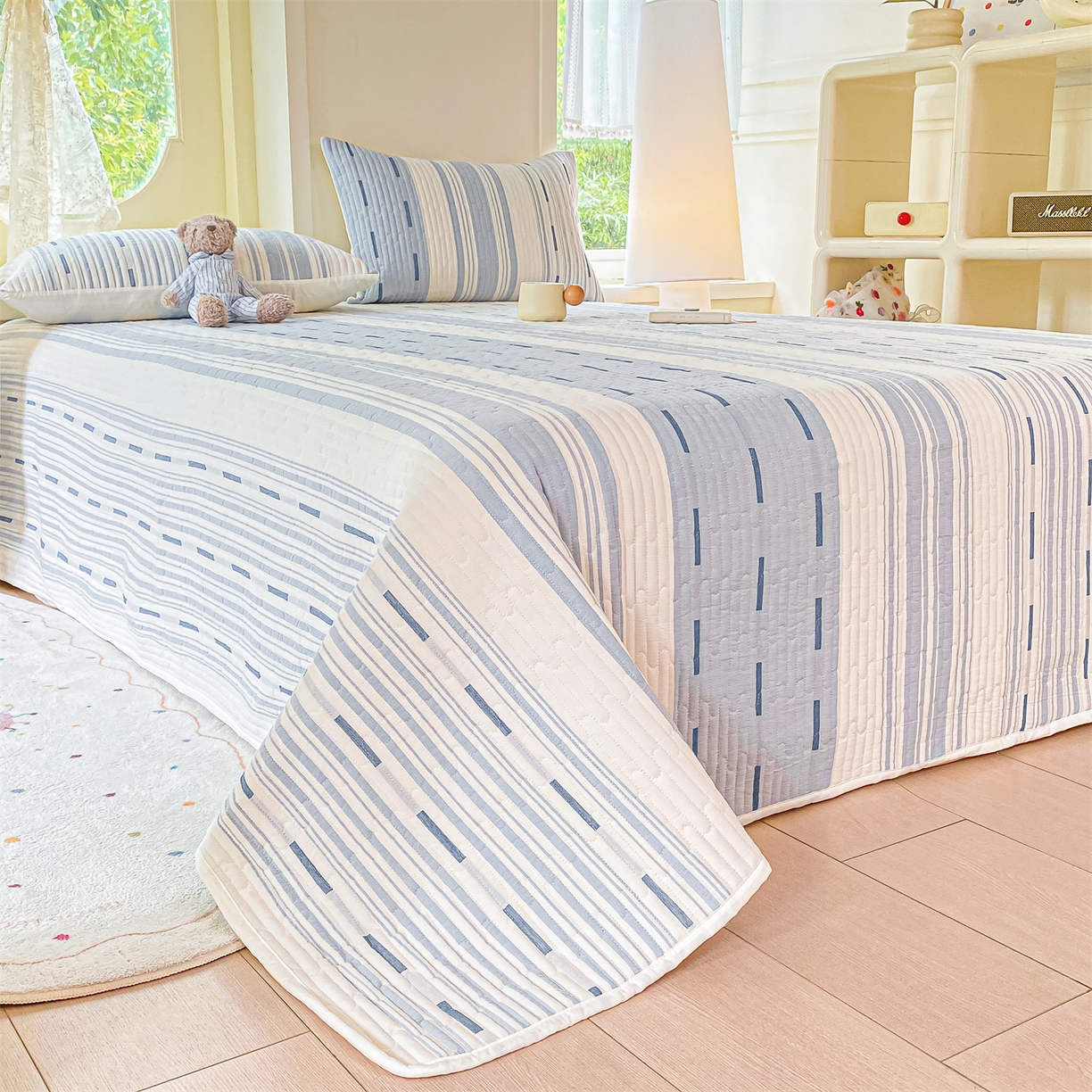 91家纺网 家纺一手货源 找家纺 灰鲸 2025新款全棉色织提花床盖系列 速写-蓝