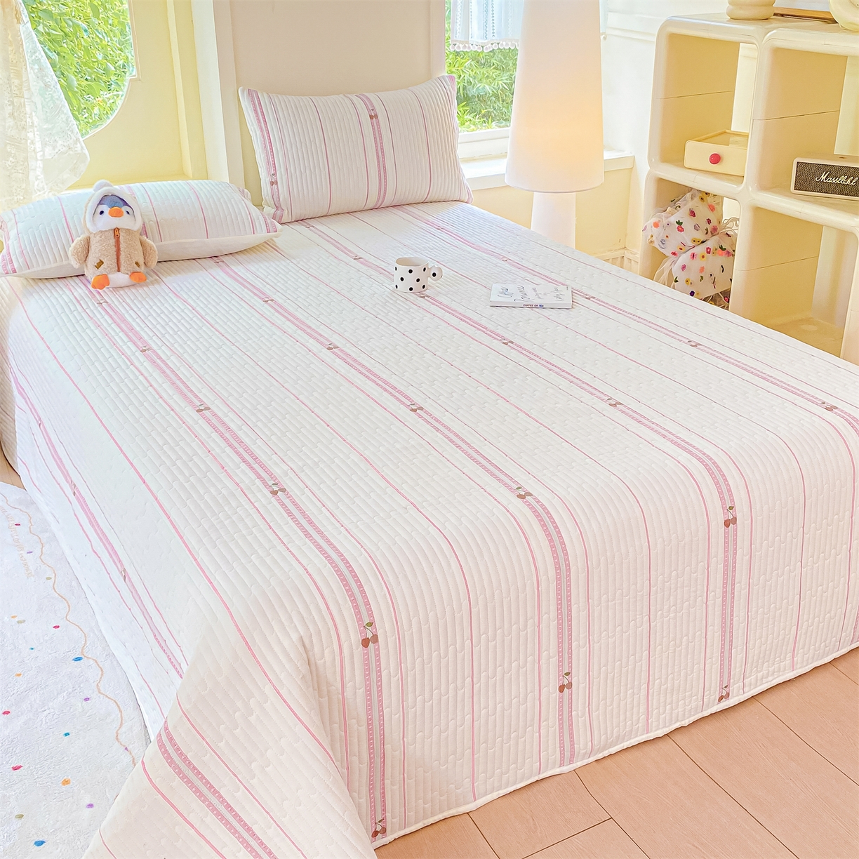 91家纺网 家纺一手货源 找家纺 灰鲸 2025新款全棉色织提花床盖系列 樱诺-粉