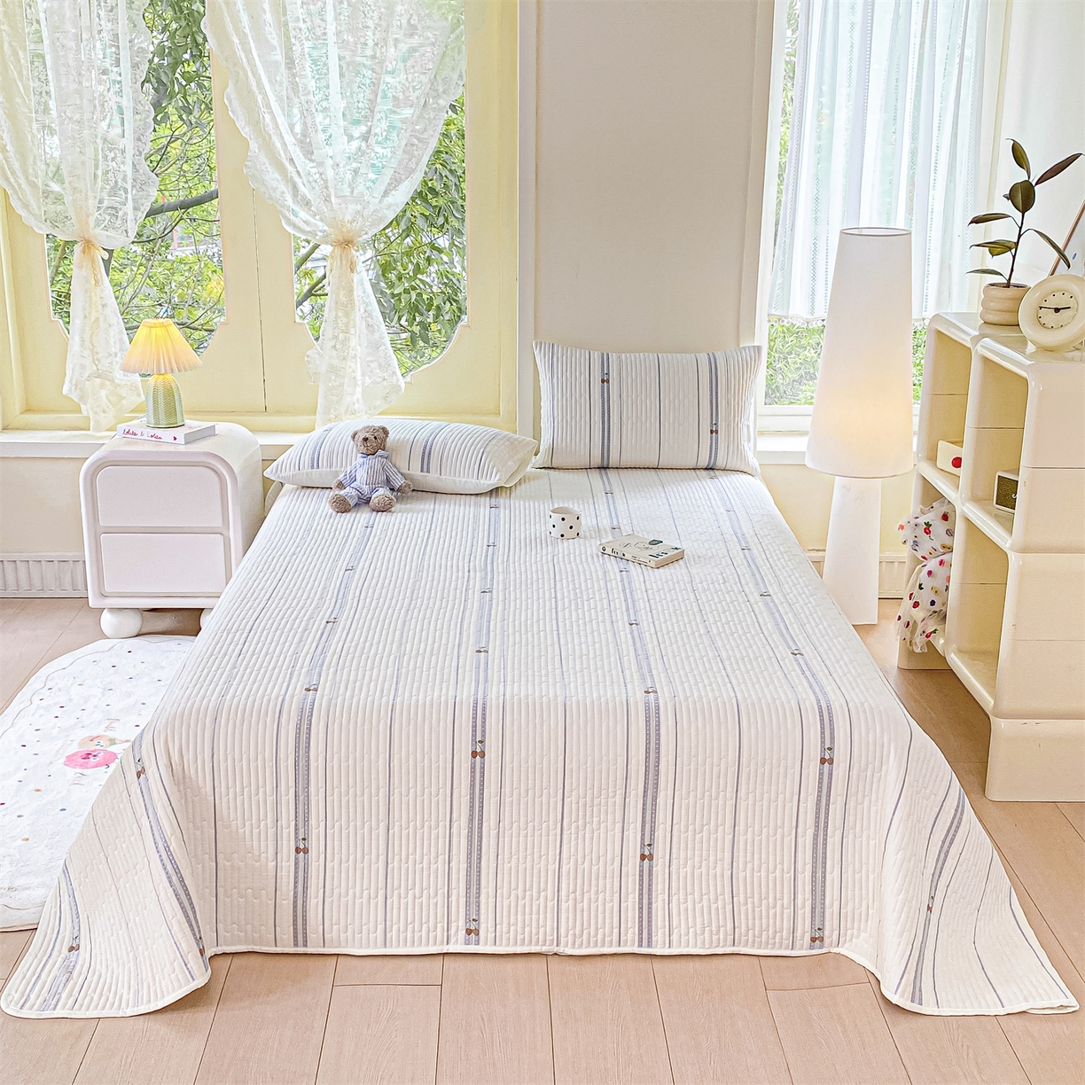 91家纺网 家纺一手货源 找家纺 灰鲸 2025新款全棉色织提花床盖系列 樱诺-蓝