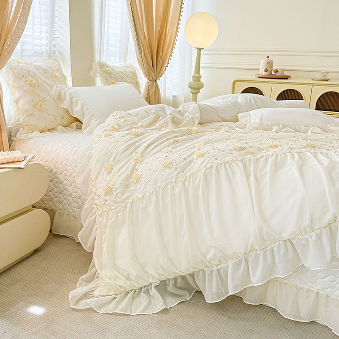 91家纺网 家纺一手货源 找家纺 鼎丰家纺 2025新款立体花朵蕾丝雪纺花边四件套-绮梦系列 绮梦-奶白