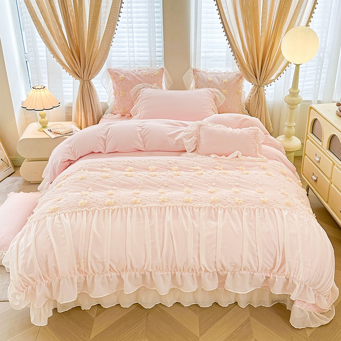 91家纺网 家纺一手货源 找家纺 鼎丰家纺 2025新款立体花朵蕾丝雪纺花边四件套-绮梦系列 绮梦-浅粉