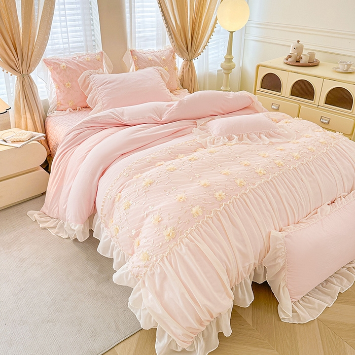 91家纺网 家纺一手货源 找家纺 鼎丰家纺 2025新款立体花朵蕾丝雪纺花边四件套-绮梦系列 绮梦-浅粉