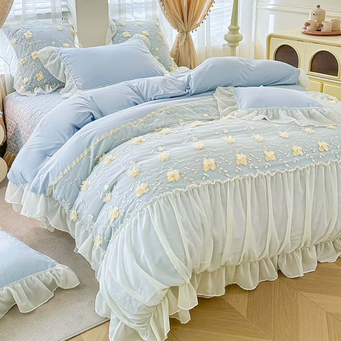 91家纺网 家纺一手货源 找家纺 鼎丰家纺 2025新款立体花朵蕾丝雪纺花边四件套-绮梦系列 绮梦-浅蓝