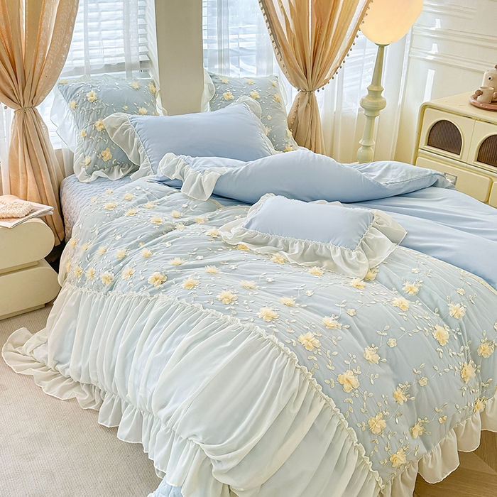 91家纺网 家纺一手货源 找家纺 鼎丰家纺 2025新款立体花朵蕾丝雪纺花边四件套-绮梦系列 绮梦-浅蓝