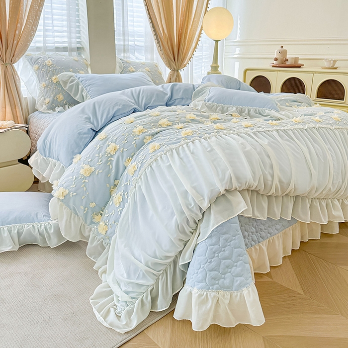 91家纺网 家纺一手货源 找家纺 鼎丰家纺 2025新款立体花朵蕾丝雪纺花边四件套-绮梦系列 绮梦-浅蓝