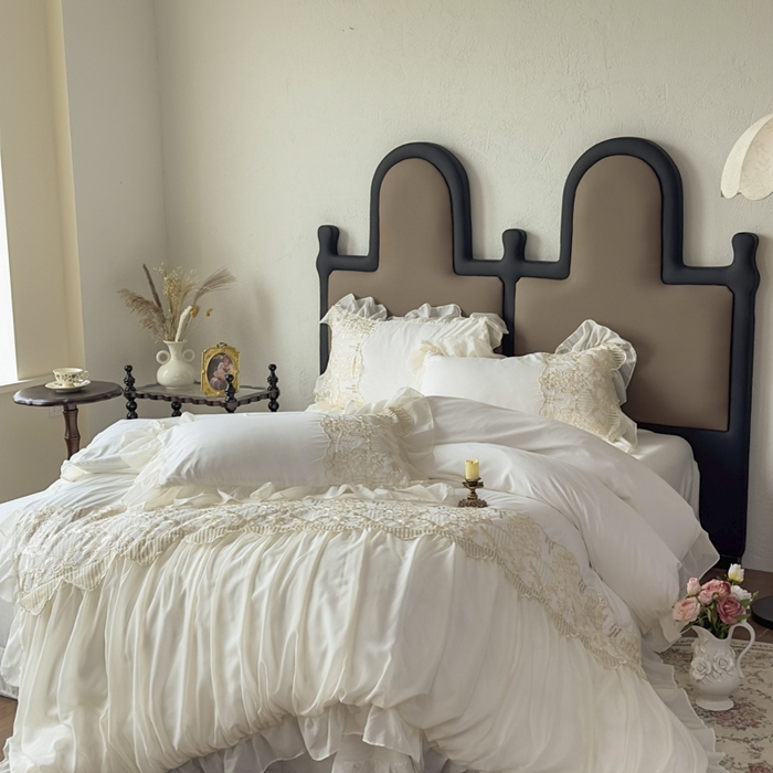 91家纺网 家纺一手货源 找家纺 鼎丰家纺 2025新款蕾丝刺绣雪纺花边四件套 香榭-奶白