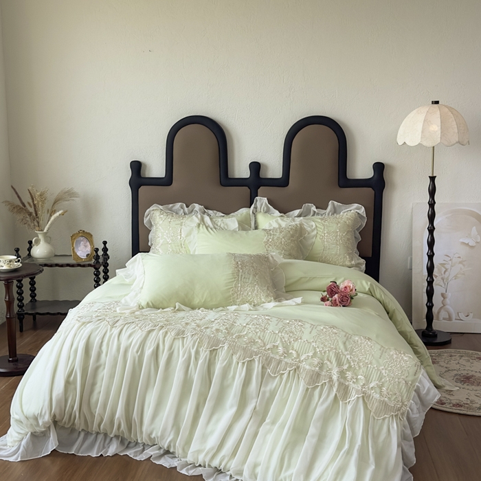 91家纺网 家纺一手货源 找家纺 鼎丰家纺 2025新款蕾丝刺绣雪纺花边四件套 香榭-浅绿