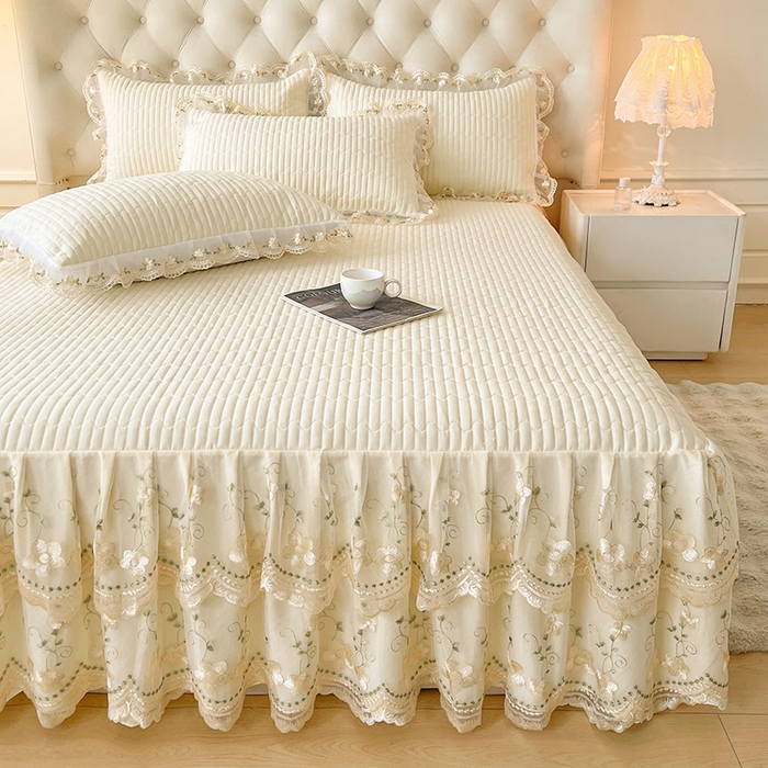 91家纺网 家纺一手货源 找家纺 （总）鼎丰家纺 2025新款皱皱纱夹棉床裙三件套--晨曦系列