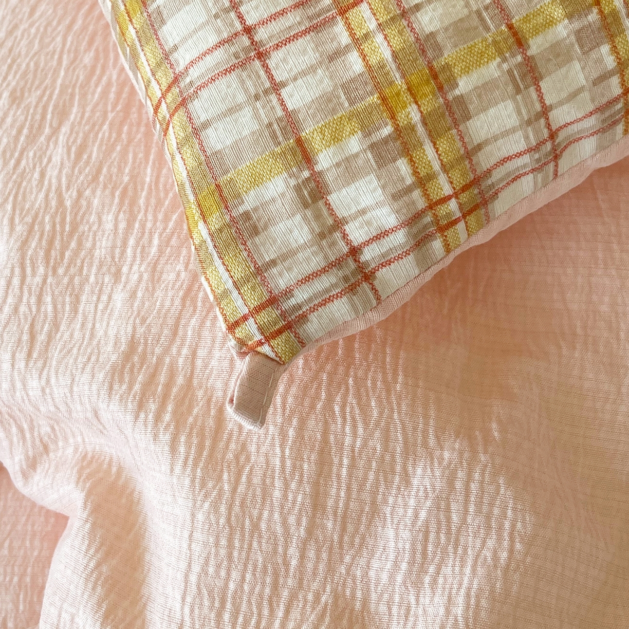 91家纺网 家纺一手货源 找家纺 宝士康家纺 2025新款10A抗菌云木棉格子春秋被/冬被/被芯/跨境外贸 粉黄格