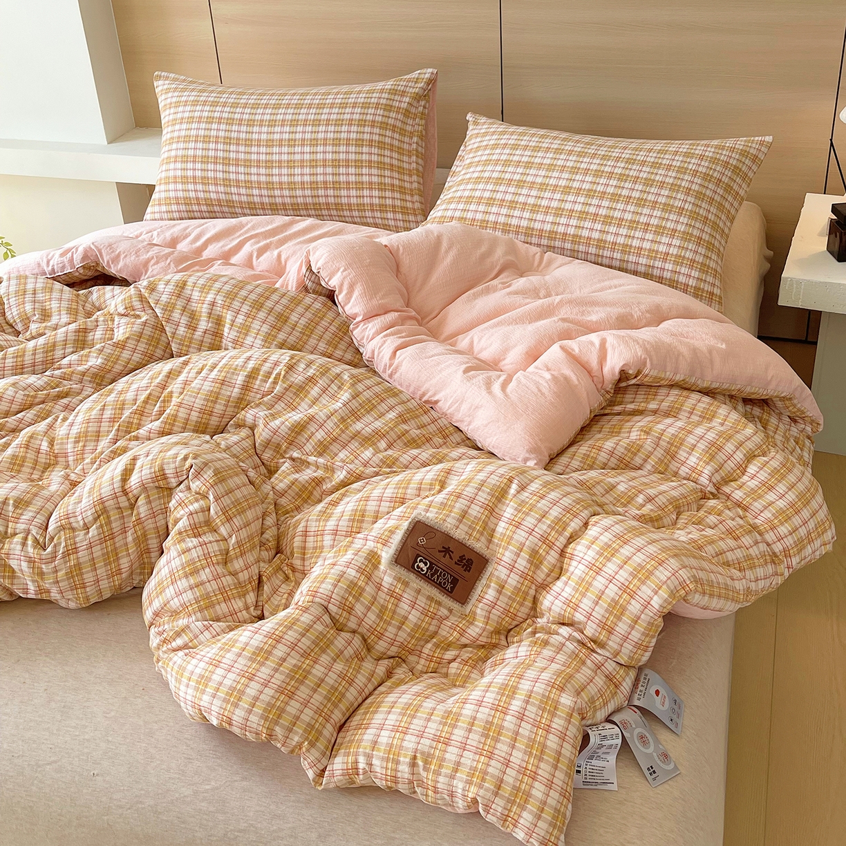 91家纺网 家纺一手货源 找家纺 宝士康家纺 2025新款10A抗菌云木棉格子春秋被/冬被/被芯/跨境外贸 粉黄格