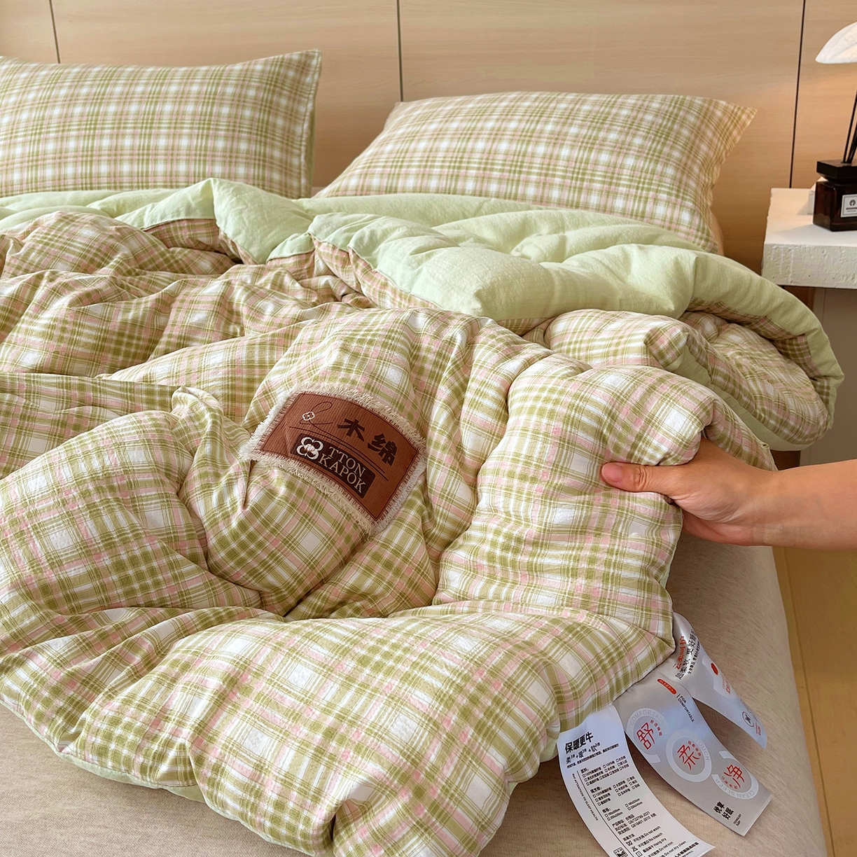 91家纺网 家纺一手货源 找家纺 宝士康家纺 2025新款10A抗菌云木棉格子春秋被/冬被/被芯/跨境外贸 绿粉格