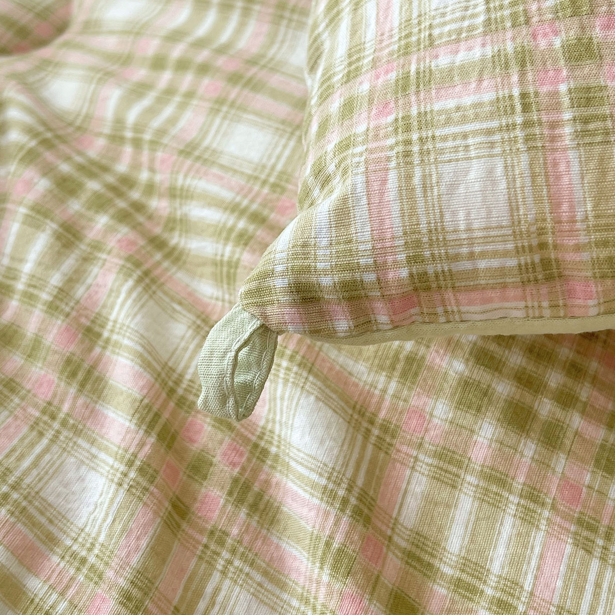 91家纺网 家纺一手货源 找家纺 宝士康家纺 2025新款10A抗菌云木棉格子春秋被/冬被/被芯/跨境外贸 绿粉格