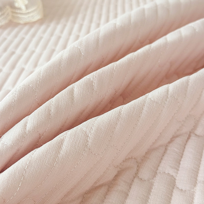 91家纺网 家纺一手货源 找家纺 鼎丰家纺 2025新款皱皱纱夹棉床裙三件套-花影系列 花影-浅玉