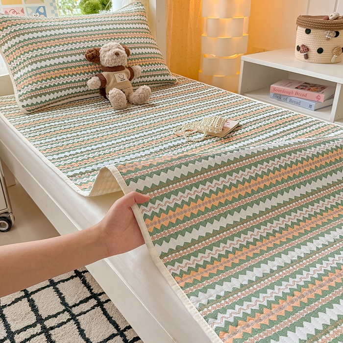 91家纺网 家纺一手货源 找家纺 （总）大元 2025新款A类数码印花朴棉夹棉床盖老粗布床盖双面可用学生单床盖 床盖单件