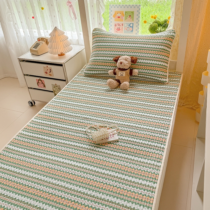 91家纺网 家纺一手货源 找家纺 （总）大元 2025新款A类数码印花朴棉夹棉床盖老粗布床盖双面可用学生单床盖 床盖单件