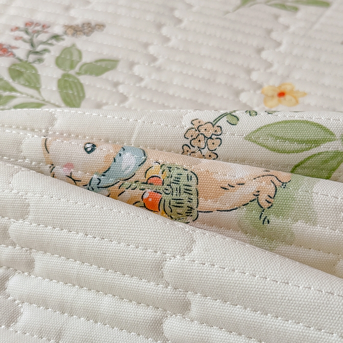 91家纺网 家纺一手货源 找家纺 大元 2025新款A类数码印花朴棉夹棉床盖老粗布床盖双面可用学生单床盖 床盖单件 花从兔